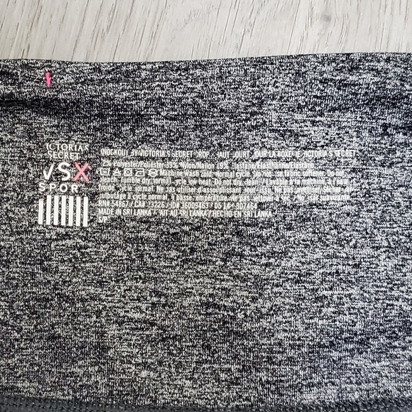 Victoria's Secret VS Knockout Crop Sz xs - Picture 4 of 7